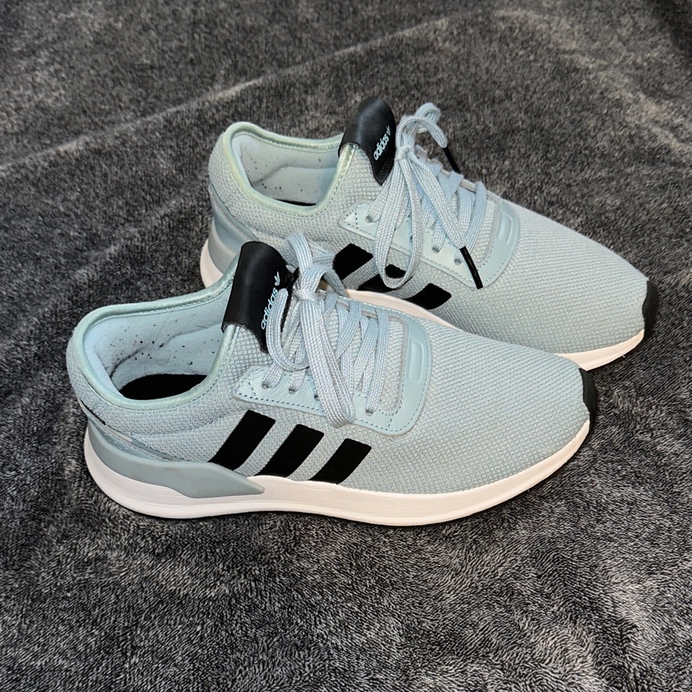 Adidas Sky Blue Trainers with Black Accents